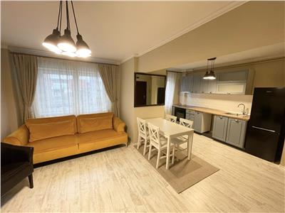 Apartament modern 3 camere,2 bai,balcon,Spital Judetean