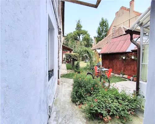 Apartment de vanzare 2 camere curte Sibiu Ultracentral